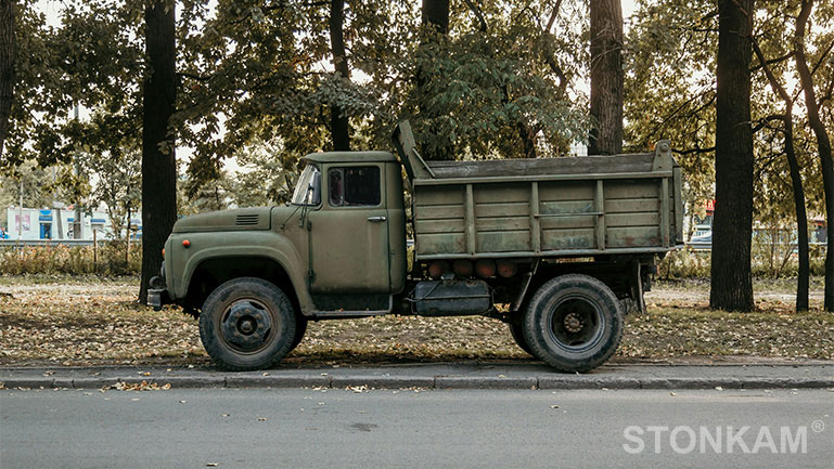 Кейс военной техники Сингапура | Повышение уровня управления безопасностью транспортных средств с использованием MDVR и ультразвуковых систем обнаружения слепых зон в сложных условиях